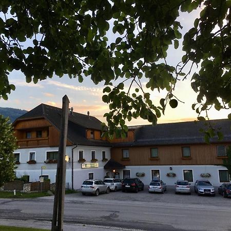 Gasthof Grabenwirt Irdning Exterior foto