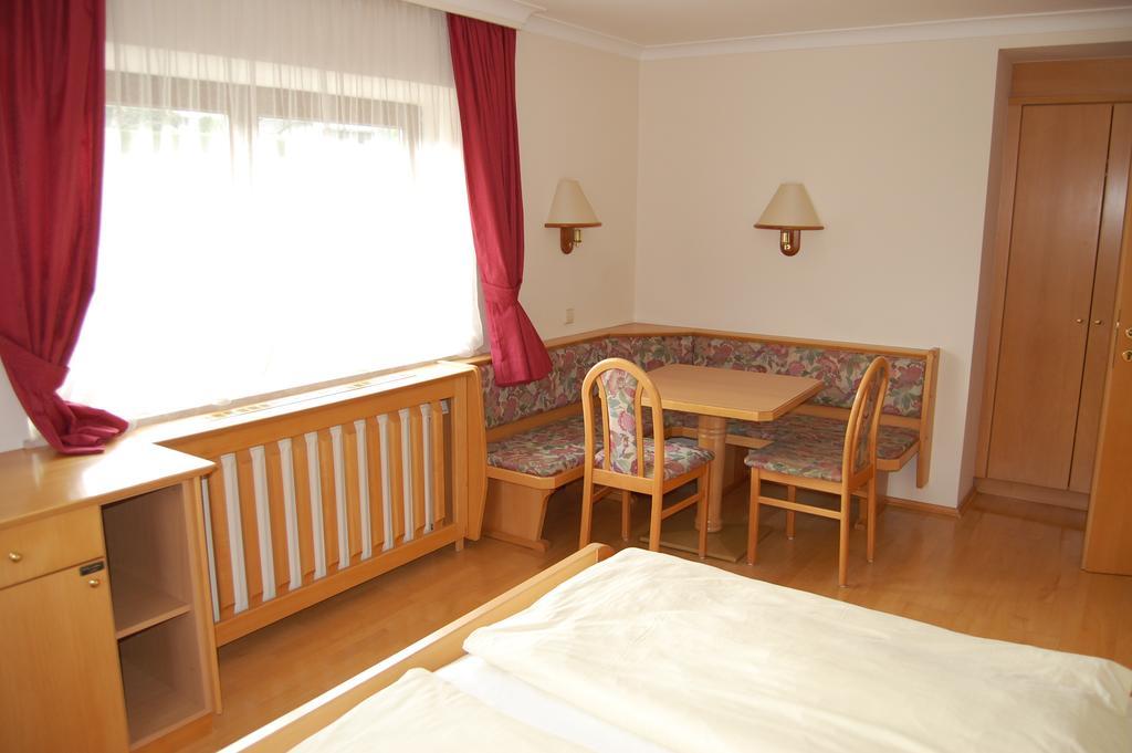 Gasthof Grabenwirt Irdning Habitación foto