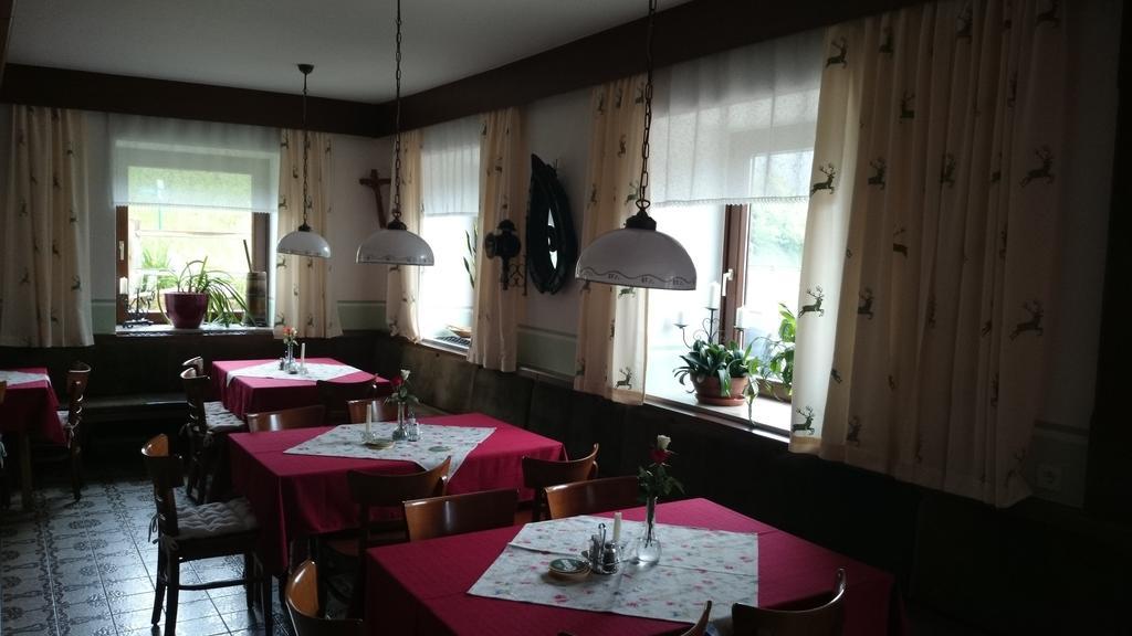 Gasthof Grabenwirt Irdning Exterior foto