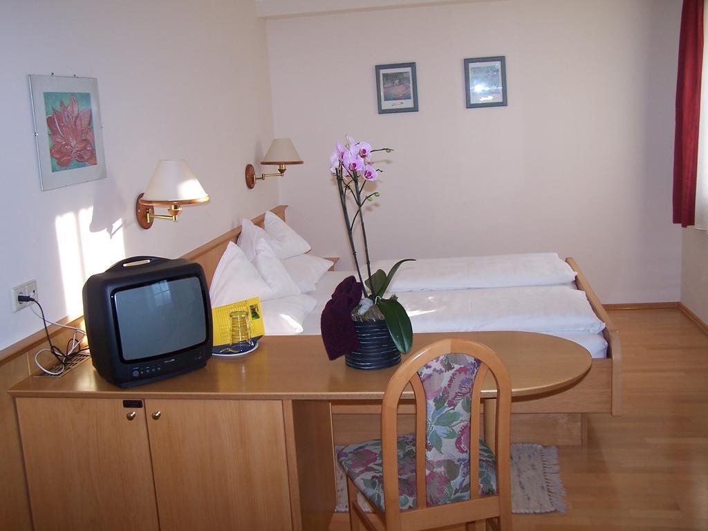 Gasthof Grabenwirt Irdning Habitación foto