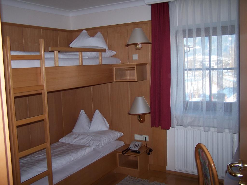 Gasthof Grabenwirt Irdning Habitación foto