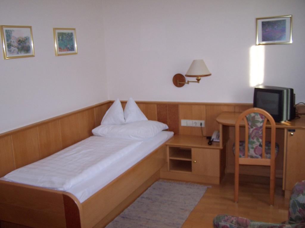Gasthof Grabenwirt Irdning Habitación foto