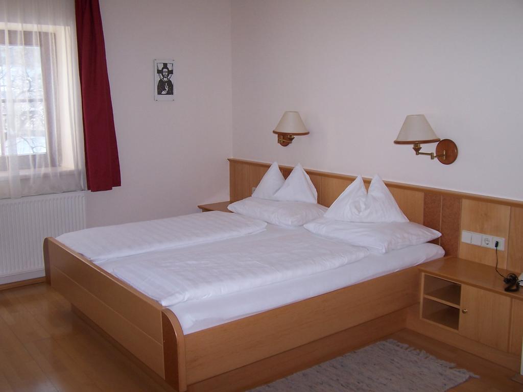 Gasthof Grabenwirt Irdning Habitación foto